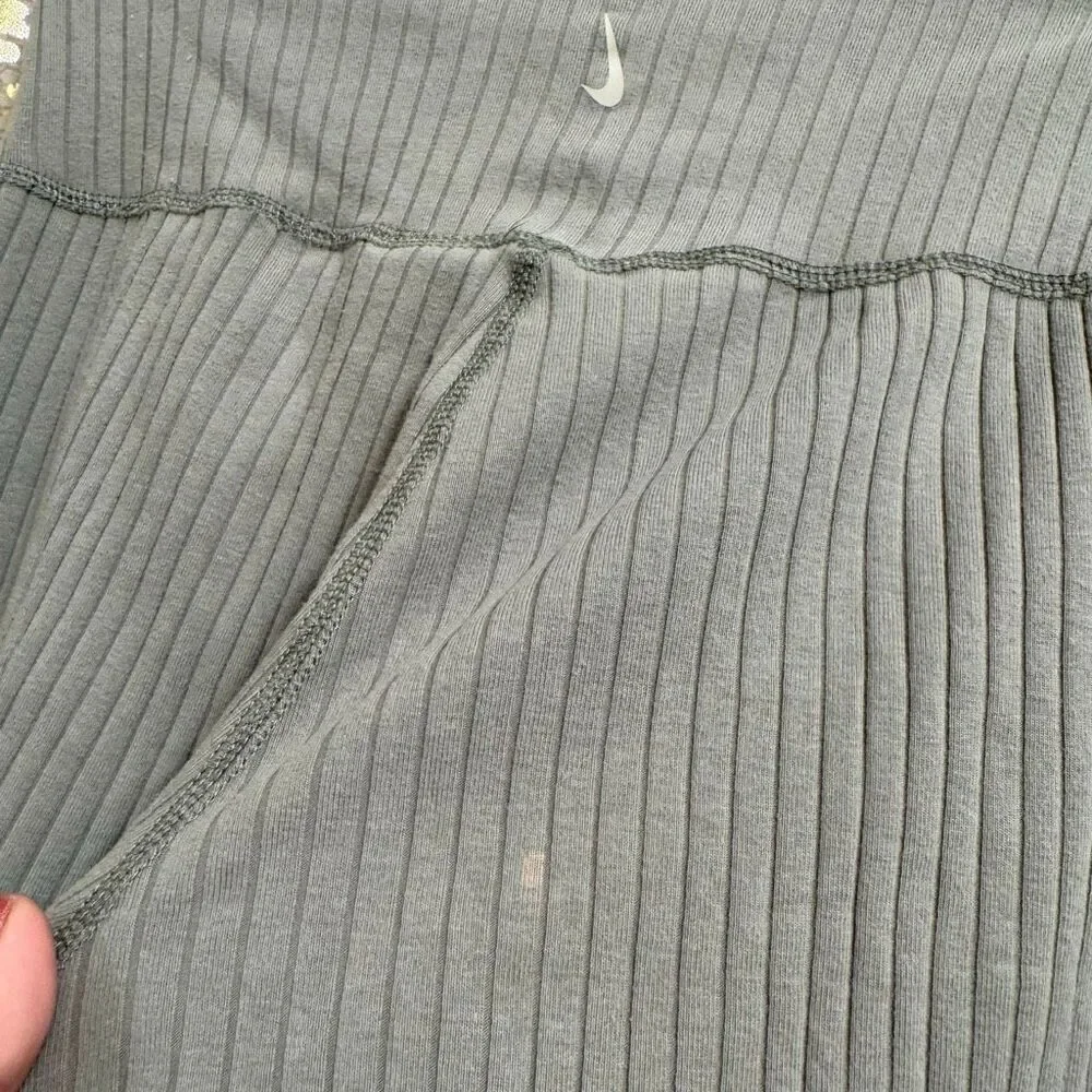 Nike Olive Green Wide Ribbed High Rise Split Hem Leggings Medium - Picture 6 of 10